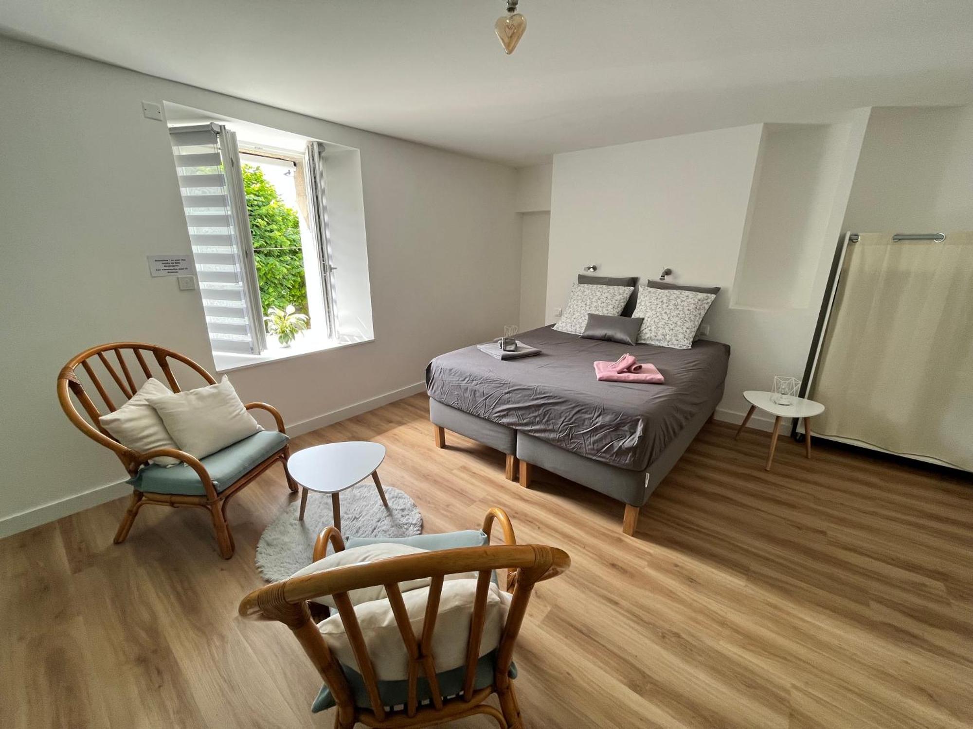 La Maison D'alphonse, Charmante, Centre Historique 4-6pers Holiday home Quimperle